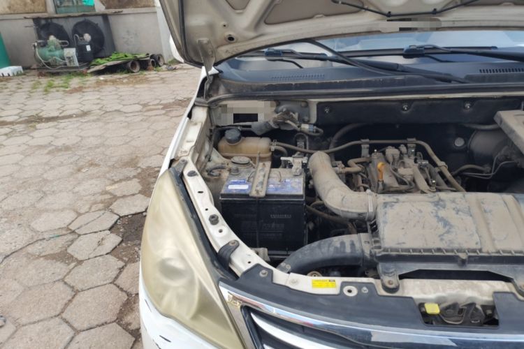 Used BAIC Weiwang M30 2015 1.5L Basic Version DAM15 Engine Bay Right