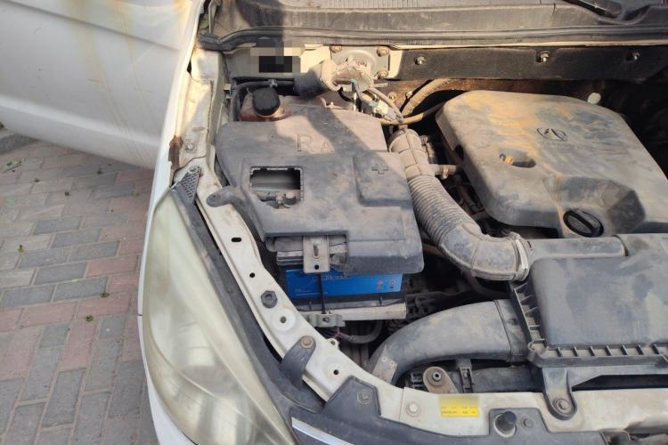 Used BAIC Weiwang M30 2015 1.5L Basic Version DAM15 Engine Bay Right