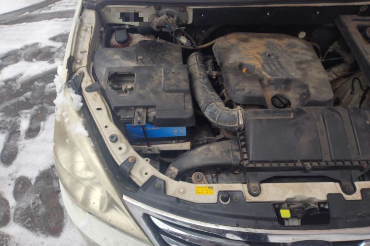 Used BAIC Weiwang M30 2015 1.5L Basic Version DAM15 Engine Bay Right