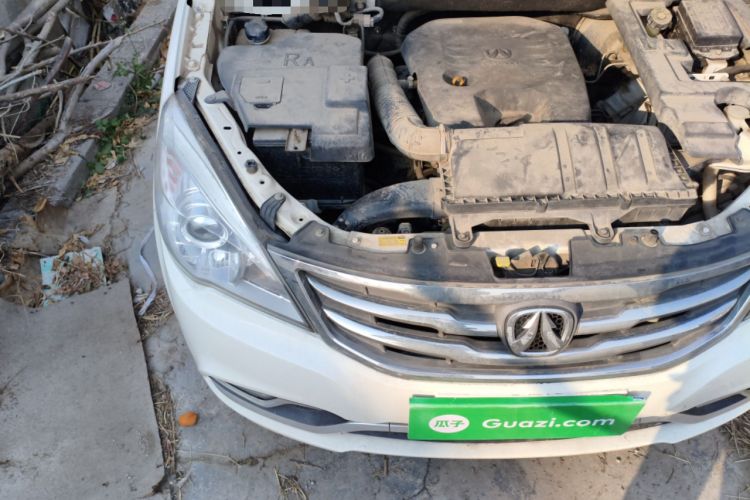 Used BAIC Weiwang M30 2015 1.5L Basic Version DAM15 Engine Bay Right