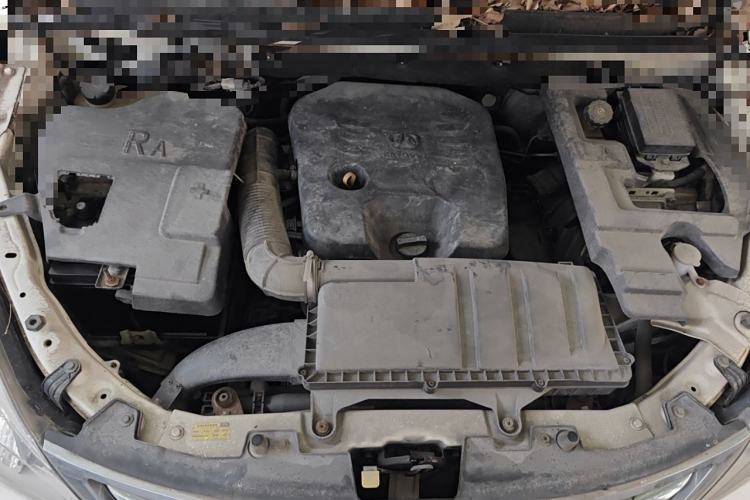 Used BAIC Weiwang M30 2015 1.5L Basic Version DAM15 Engine Bay