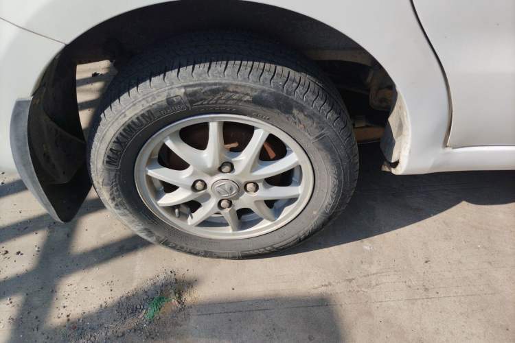 Used BAIC Weiwang M30 2015 1.5L Comfort version DAM15 Exterior 8
