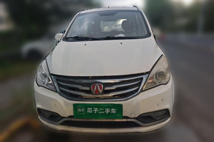 Used BAIC Weiwang M30 2015 1.5L Basic Version DAM15 Front