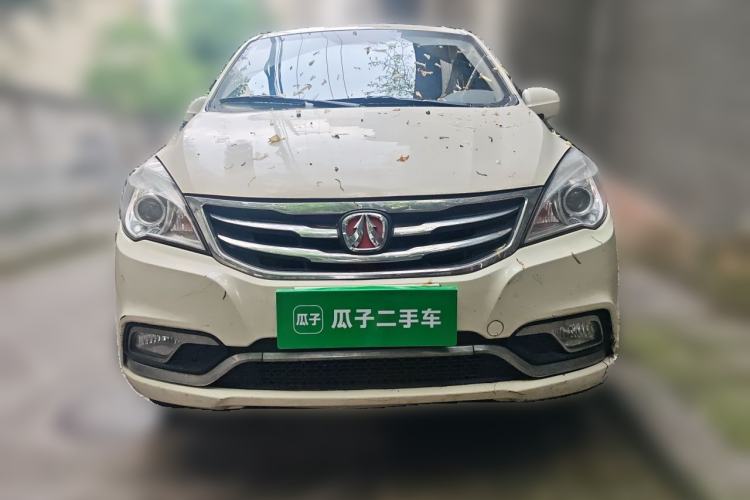 Used BAIC Weiwang M30 2015 1.5L Basic Version DAM15 Front