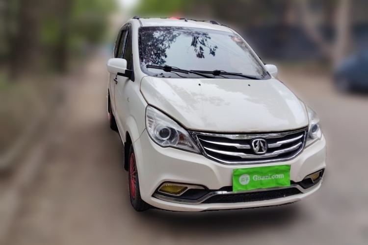 Used BAIC Weiwang M30 2015 1.5L Basic Version DAM15 Front Right 45 Deg