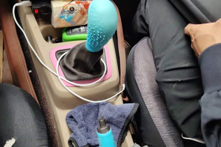 Used BAIC Weiwang M30 2015 1.5L Basic Version DAM15 Gear Lever