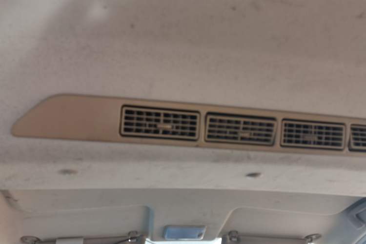 Used BAIC Weiwang M30 2015 1.5L Basic Version DAM15 Headliner