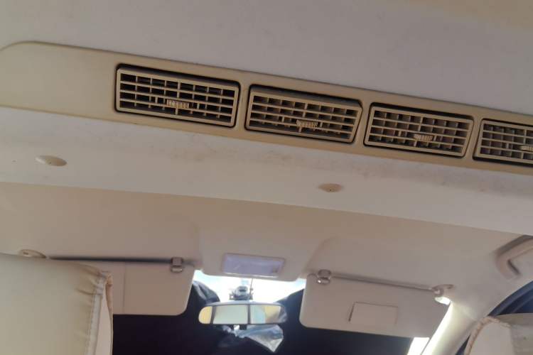 Used BAIC Weiwang M30 2015 1.5L Comfort version DAM15 Headliner