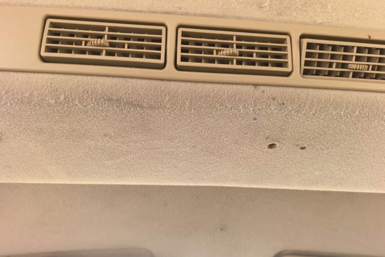 Used BAIC Weiwang M30 2015 1.5L Basic Version BJ415B Headliner