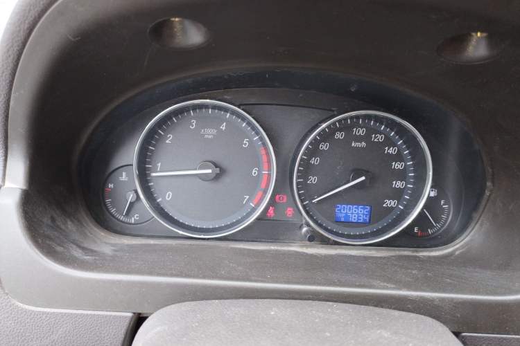 Used BAIC Weiwang M30 2015 1.5L Comfort Version BJ415B Instrument Cluster