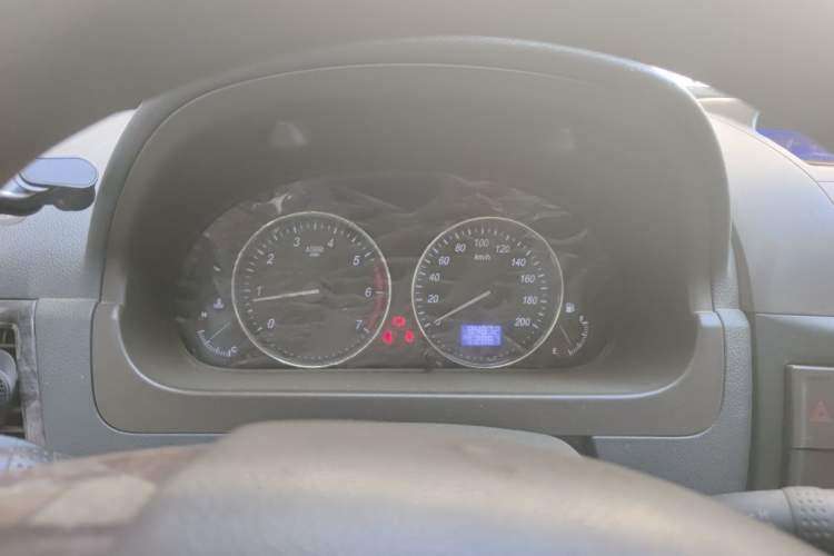 Used BAIC Weiwang M30 2015 1.5L Basic Version BJ415B Instrument Cluster