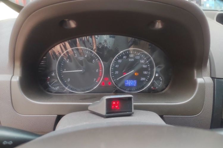 Used BAIC Weiwang M30 2015 1.5L Comfort version DAM15 Instrument Cluster