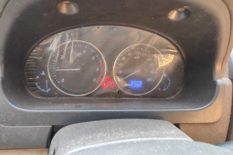 Used BAIC Weiwang M30 2015 1.5L Basic Version DAM15 Instrument Cluster
