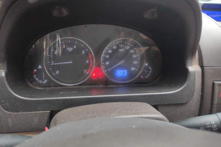 Used BAIC Weiwang M30 2015 1.5L Basic Version DAM15 Instrument Cluster