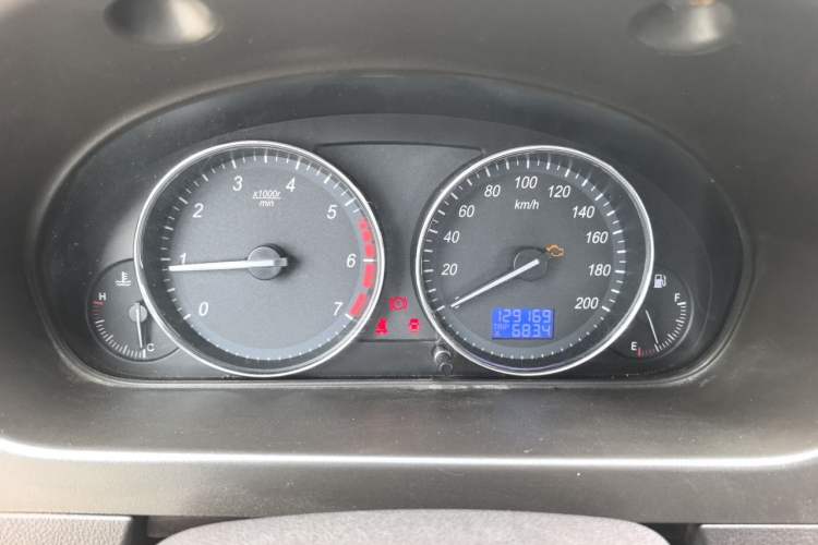 Used BAIC Weiwang M30 2015 1.5L Basic Version BJ415B Instrument Cluster