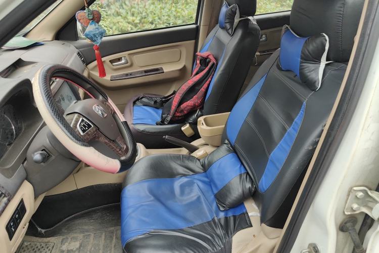 Used BAIC Weiwang M30 2015 1.5L Comfort version DAM15 Left Front Seat