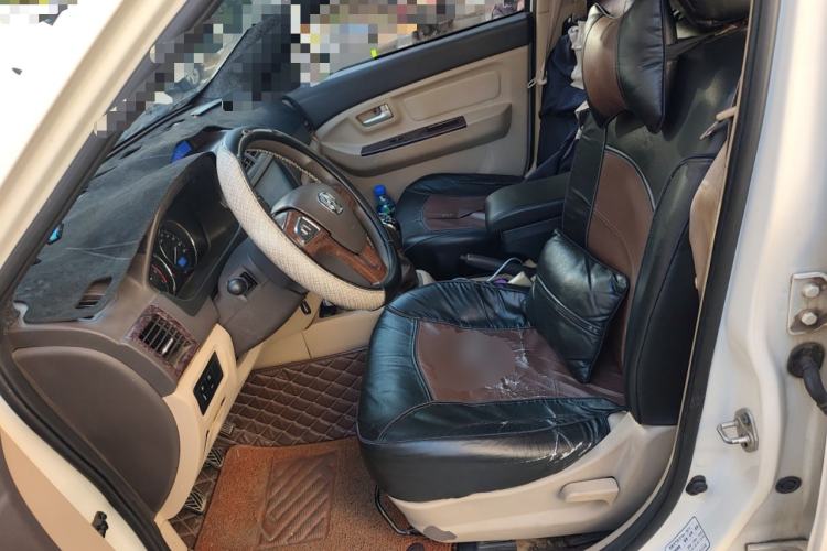 Used BAIC Weiwang M30 2015 1.5L Basic Version DAM15 Left Front Seat