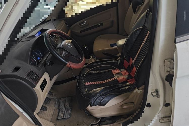 Used BAIC Weiwang M30 2015 1.5L Basic Version DAM15 Left Front Seat