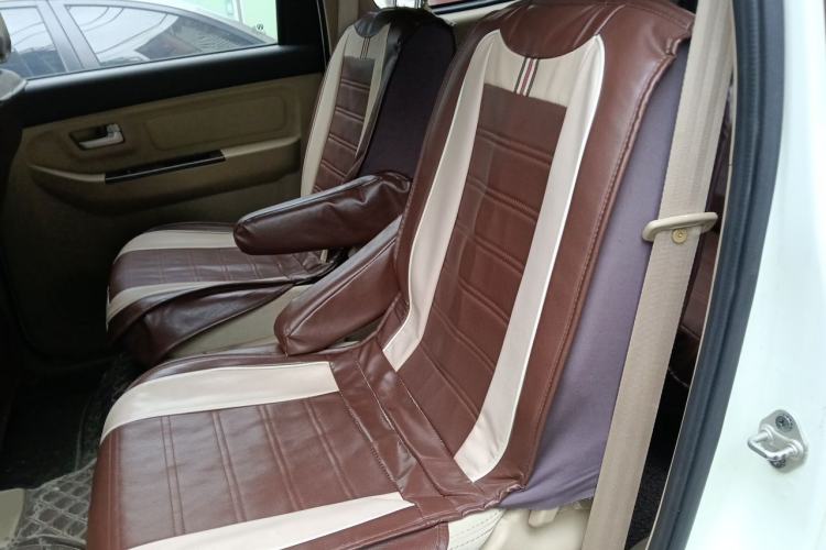 Used BAIC Weiwang M30 2015 1.5L Comfort Version BJ415B Left Rear Seat