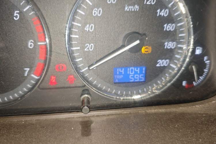 Used BAIC Weiwang M30 2015 1.5L Comfort version DAM15 Odometer Close Up