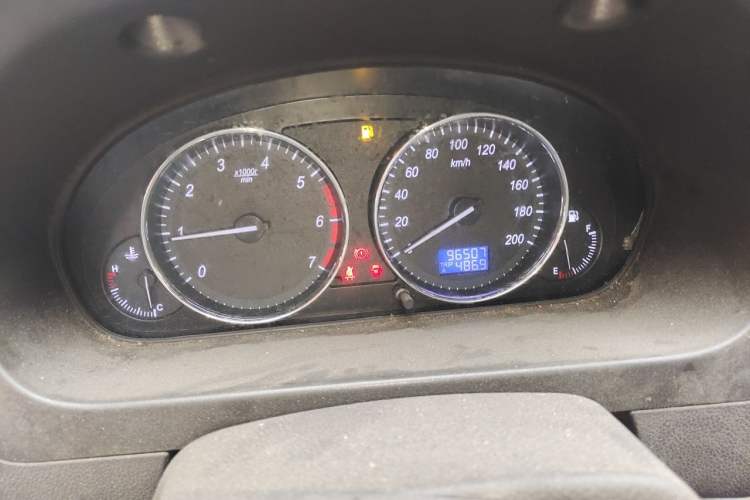 Used BAIC Weiwang M30 2015 1.5L Comfort version DAM15 Odometer Close Up
