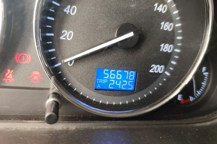 Used BAIC Weiwang M30 2015 1.5L Basic Version DAM15 Odometer Close Up