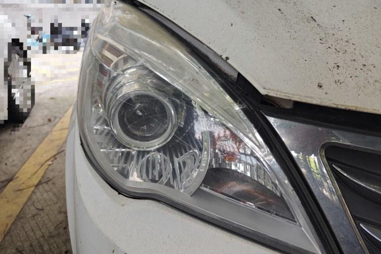 Used BAIC Weiwang M30 2015 1.5L Basic Version DAM15 Right Front Headlight