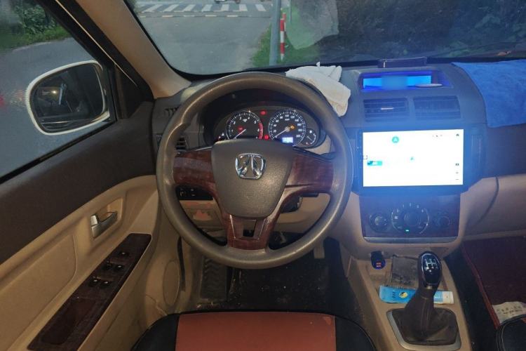 Used BAIC Weiwang M30 2015 1.5L Basic Version DAM15 Steering Wheel