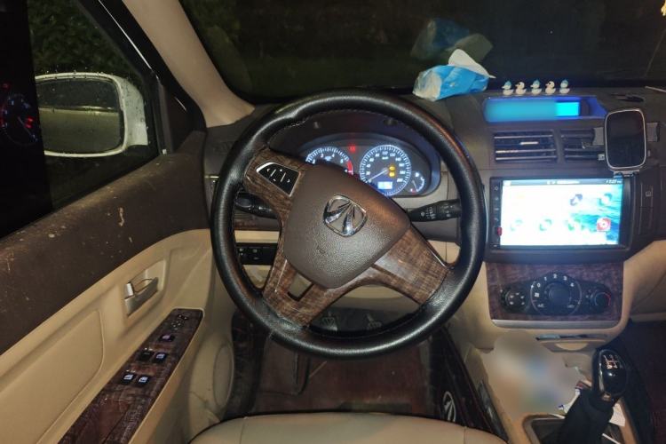 Used BAIC Weiwang M30 2015 1.5L Comfort version DAM15 Steering Wheel
