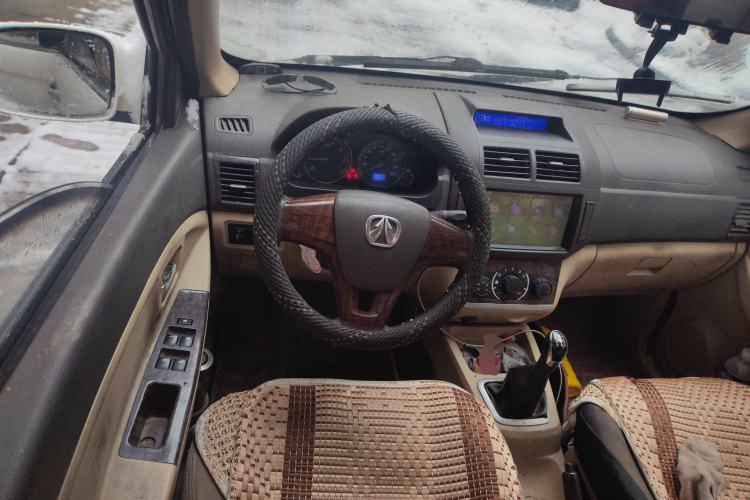Used BAIC Weiwang M30 2015 1.5L Basic Version DAM15 Steering Wheel