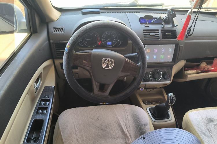 Used BAIC Weiwang M30 2015 1.5L Basic Version DAM15 Steering Wheel