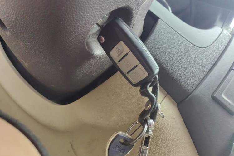 Used BAIC Weiwang M30 2015 1.5L Basic Version DAM15 Vehicle Key
