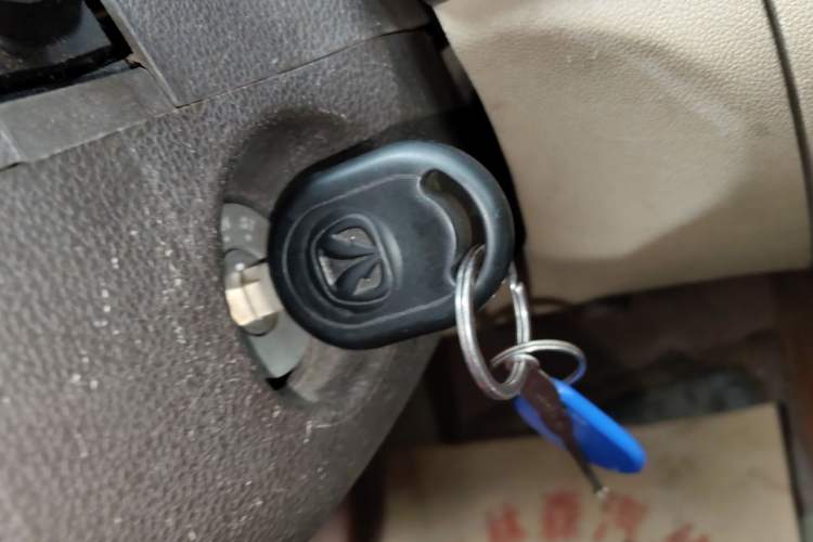 Used BAIC Weiwang M30 2015 1.5L Basic Version DAM15 Vehicle Key