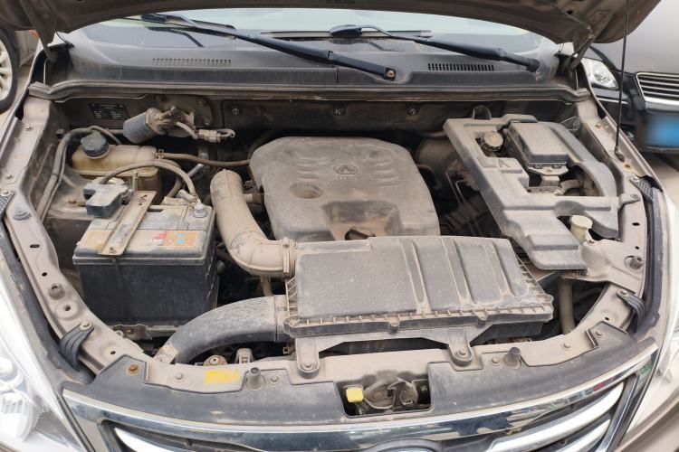 Used BAIC Weiwang M30 2015 1.5L Comfort version DAM15 Engine Bay