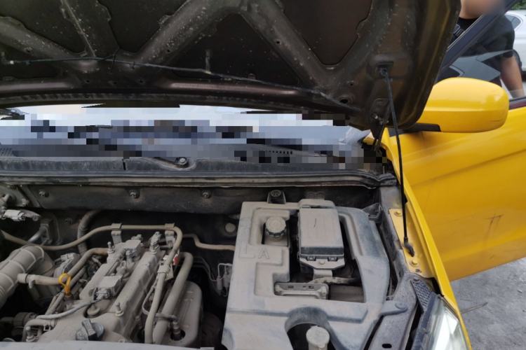Used BAIC Weiwang M30 2015 1.5L Basic Version DAM15 Engine Bay Left