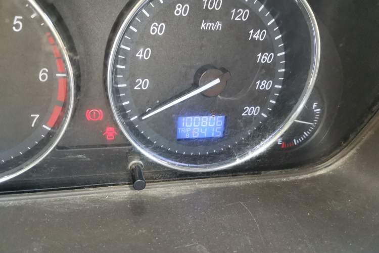 Used BAIC Weiwang M30 2015 1.5L Basic Version DAM15 Odometer Close Up