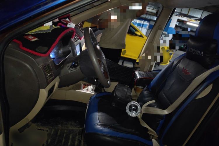 Used BAIC Weiwang M30 2017 1.5L M30PLUS Standard Type DAM15DL Driver Seat