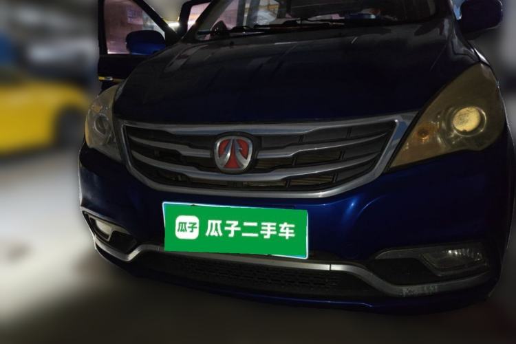 Used BAIC Weiwang M30 2017 1.5L M30PLUS Standard Type DAM15DL Front