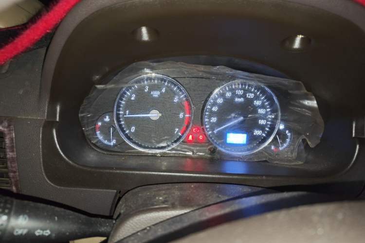Used BAIC Weiwang M30 2017 1.5L M30PLUS Standard Type DAM15DL Instrument Cluster