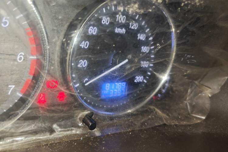Used BAIC Weiwang M30 2017 1.5L M30PLUS Standard Type DAM15DL Odometer Close Up
