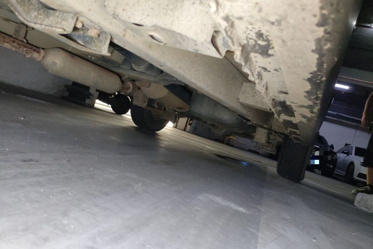 Used BAIC Weiwang M30 2017 1.5L M30S Standard DAM15DL Chassis Front Left