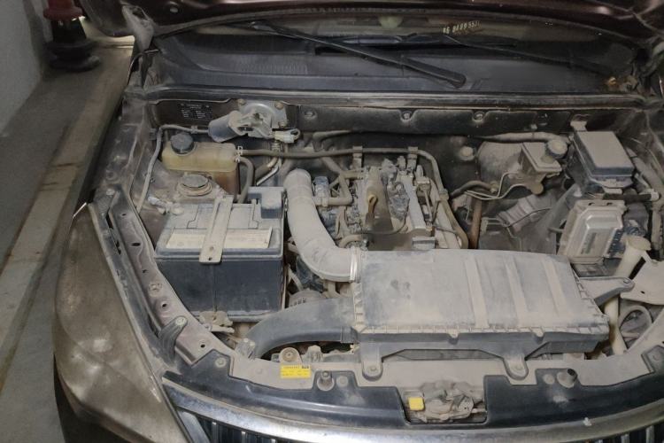 Used BAIC Weiwang M30 2017 1.5L M30S Standard DAM15DL Engine Bay Right