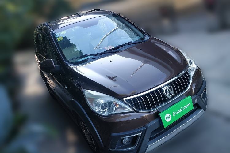 Used BAIC Weiwang M30 2017 1.5L M30S Standard DAM15DL Front Right 45 Deg