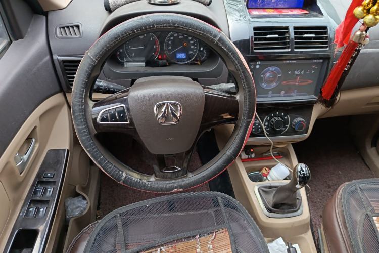 Used BAIC Weiwang M30 2017 1.5L M30S Standard DAM15DL Steering Wheel