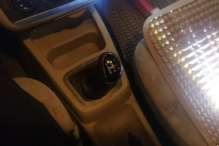 Used BAIC Weiwang M30 2017 1.5L M30S Standard DAM15DL Gear Lever