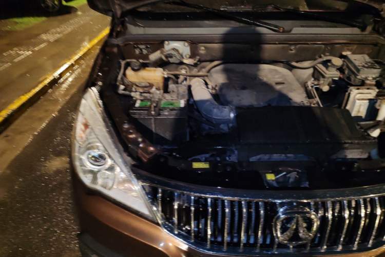 Used BAIC Weiwang M30 2017 1.5L M30PLUS Standard Type DAM15DL Engine Bay Right
