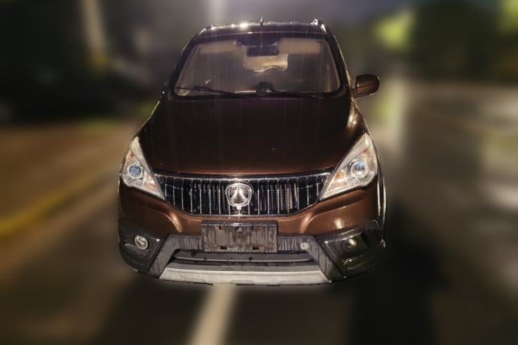 Used BAIC Weiwang M30 2017 1.5L M30PLUS Standard Type DAM15DL Front