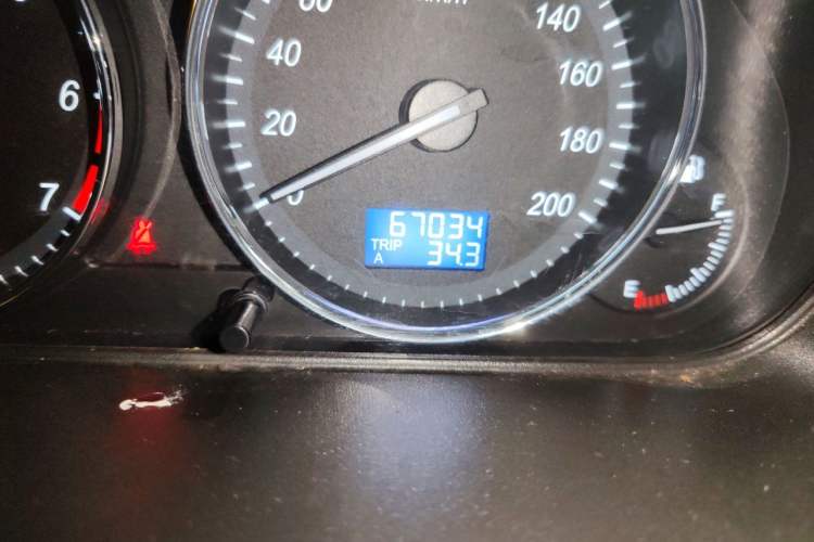 Used BAIC Weiwang M30 2017 1.5L M30PLUS Standard Type DAM15DL Odometer Close Up