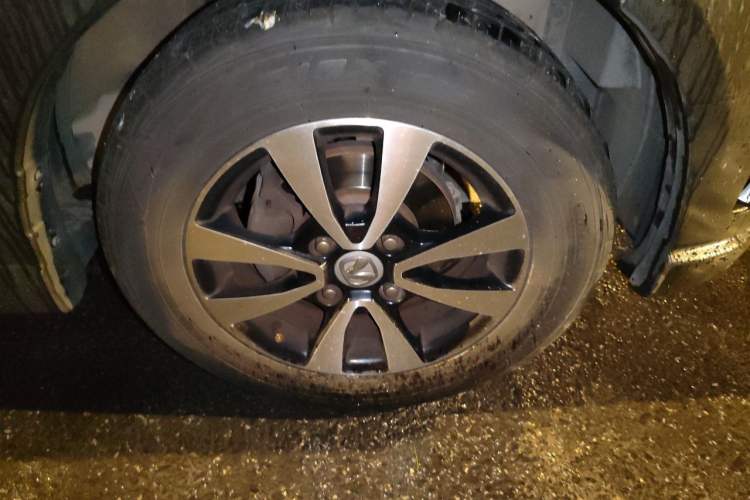 Used BAIC Weiwang M30 2017 1.5L M30PLUS Standard Type DAM15DL Right Front Wheel Hub