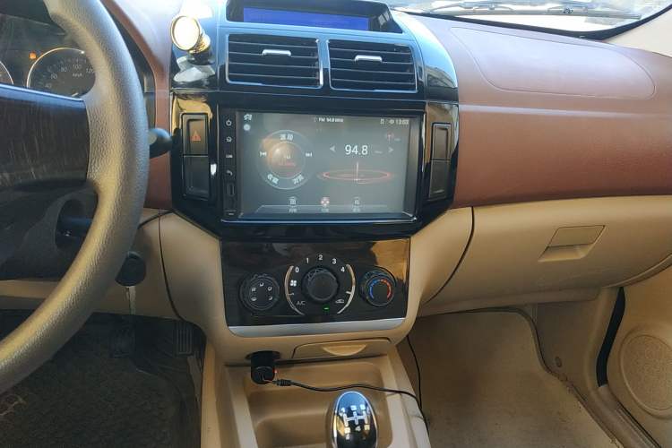 Used BAIC Weiwang M30 2017 1.5L M30S Standard DAM15DL Audio And AC Panel